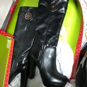 TORY BURCH SELMA BLACK LEATHER PLATFORM BOOT NEW